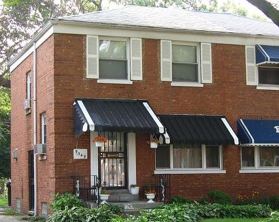1st image of 9549 S Bensley Ave
