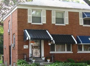 9549 S Bensley Ave, Chicago, IL