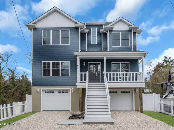 93 Longfellow Avenue, Toms River, NJ 08753