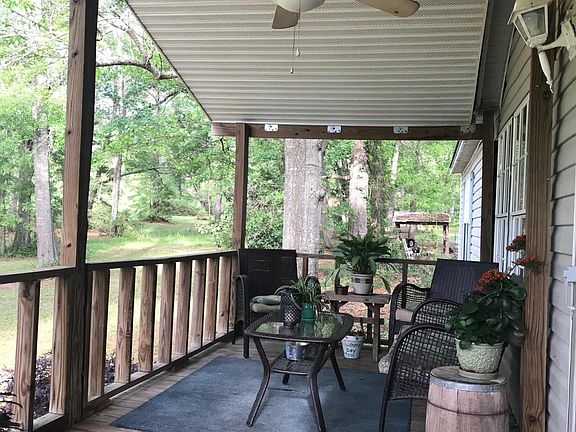 3rd image of 7905 Sale St