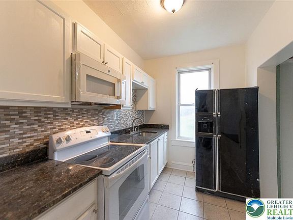 2nd image of 4120 Easton Ave