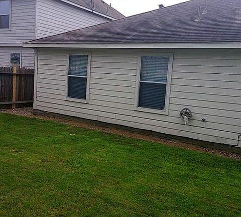2nd image of 18406 Alemarble Oak St