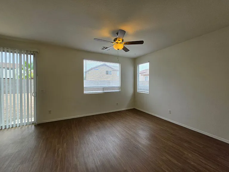 1216 E Graham Trl — Photo 6