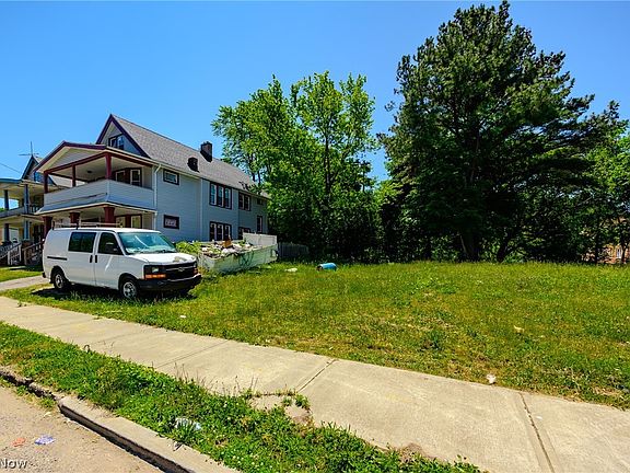 3rd image of 13008 Austin Ave