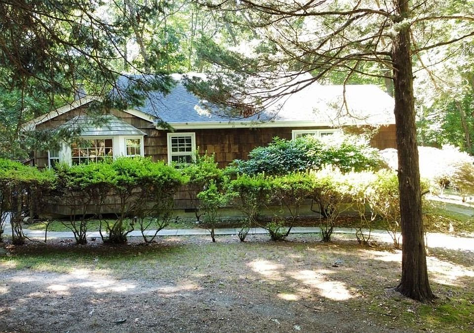 33 Eatons Neck Road, Northport, NY 11768 MLS 3499497 Zillow