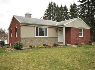 9200 Darrell Dr, Pittsburgh, PA 15237