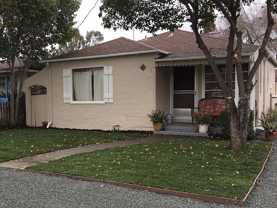 1st image of 200 Millar Ave