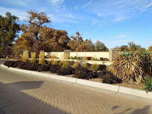 5th image of 1022 Cottonwood Dr NW