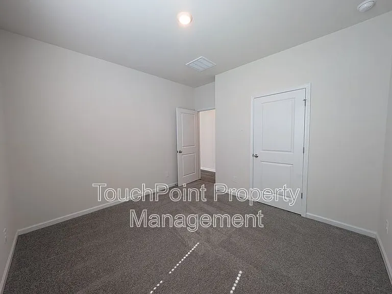 2167 Vanderlyn St — Photo 26