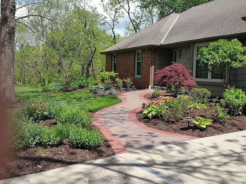 1st image of 7304 Black Oak Cir