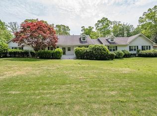 353 Summit Ridge Dr, Lawrenceville, GA 30046