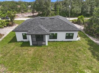 2520 74th St W, Lehigh Acres, FL 33971
