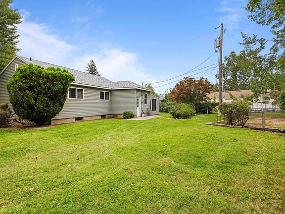5th image of 1304 Hains Ave