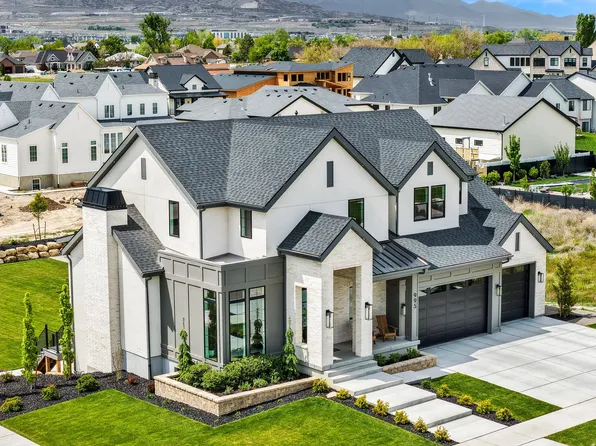 995 N Titan Dr, Lehi, UT 84043