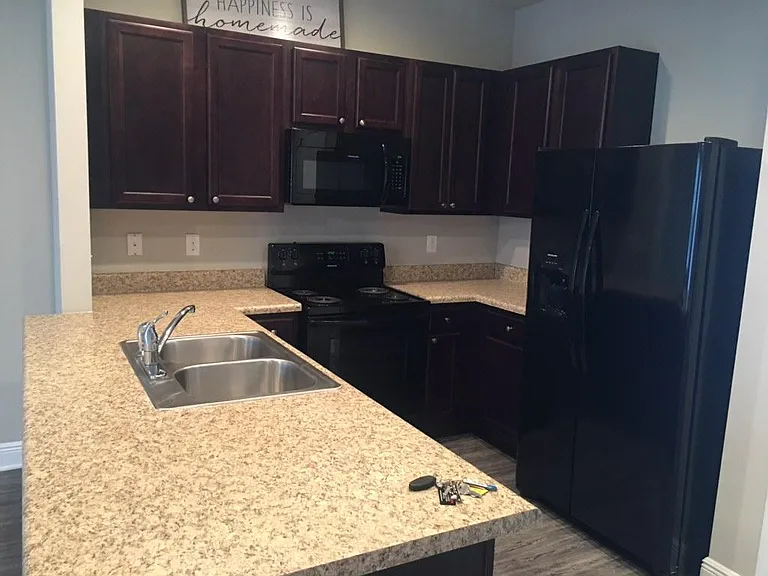 5824 Callaway Cir — Photo 8