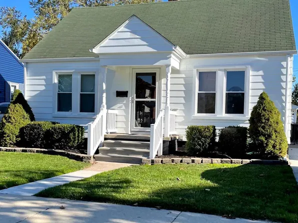 3237 Charles St, Trenton, MI 48183