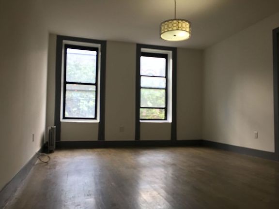 3rd image of 161 Vernon Ave #C3
