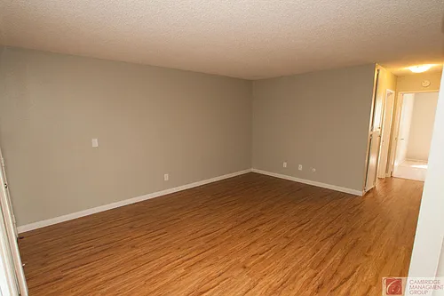 Lexington Gardens Photo 1