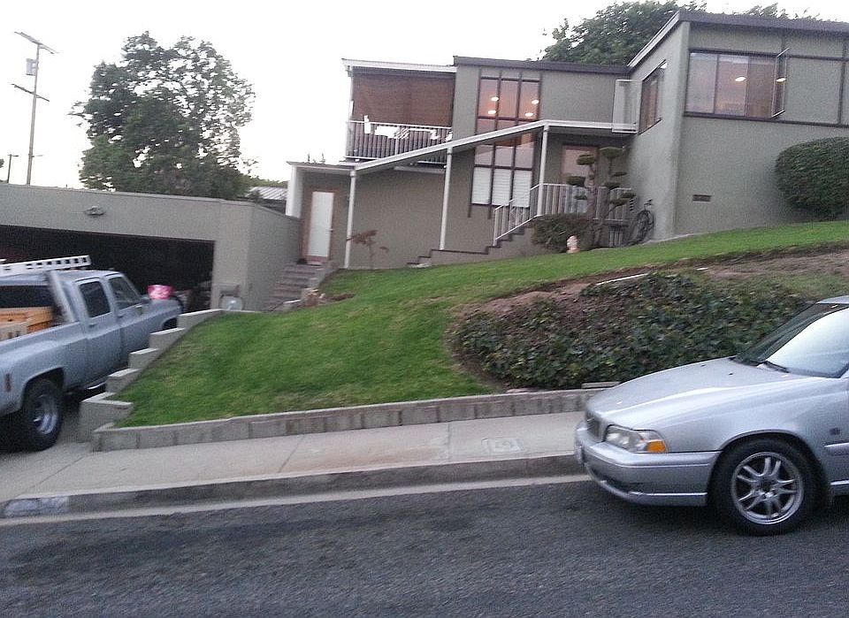 1st image of 3014 Steiner Ave