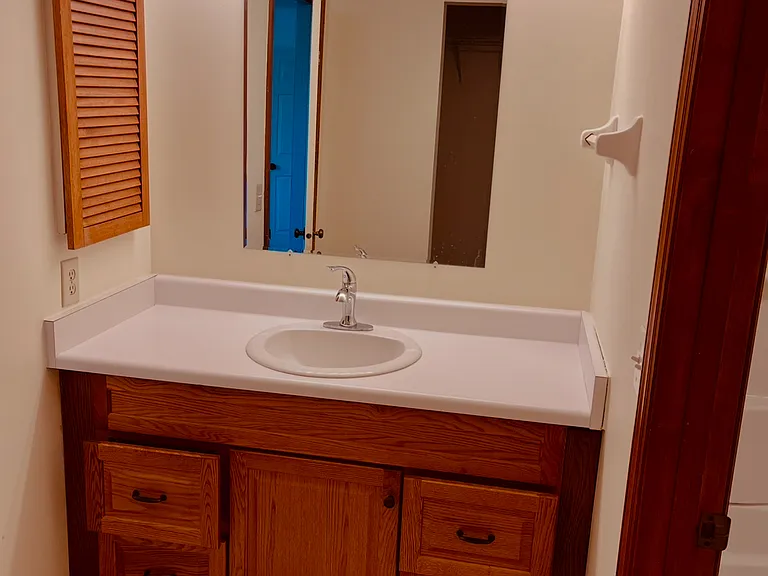 240 Bayberry Dr — Photo 10