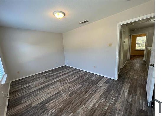 3rd image of 5023 Westway Dr