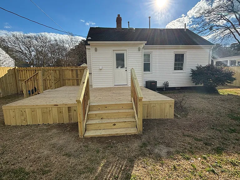160 Swanson Rd — Photo 10