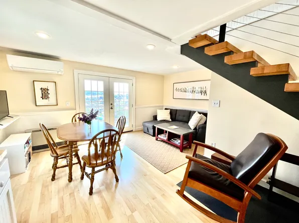 37 Bridge St #1, Belfast, ME 04915