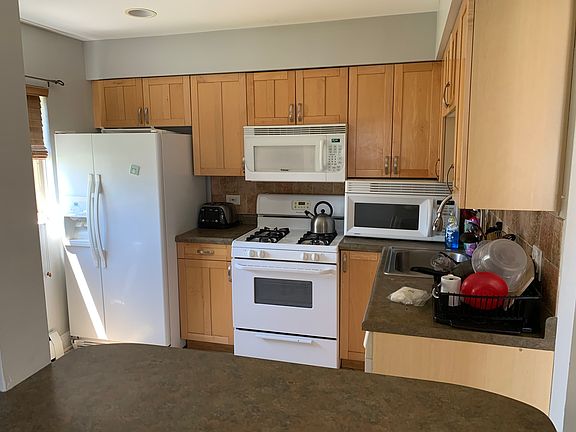 5th image of 670 Marilyn Ave APT 101