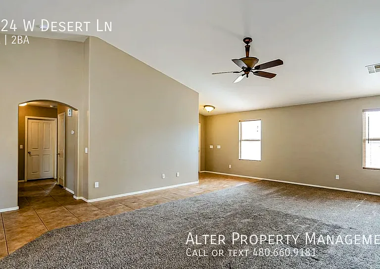 6524 W Desert Ln — Photo 2