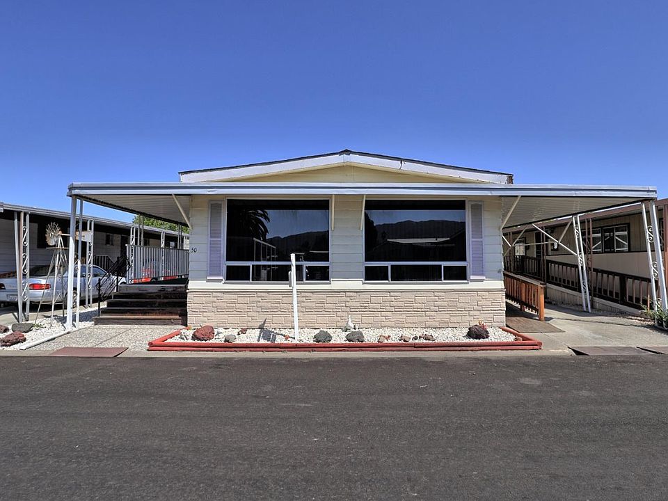 1st image of 500 W 10th St #50