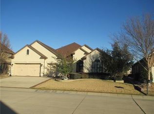 9009 Freeport Dr, Denton, TX 76207