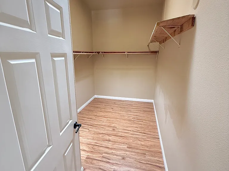 709 Bozanich Cir #B — Photo 13