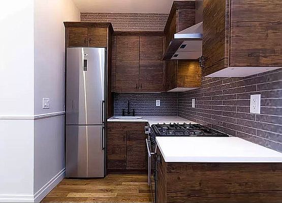 1st image of 331 Melrose St APT 3