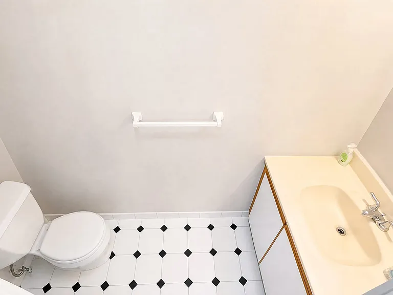 55 Clinton Pl — Photo 10