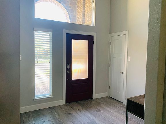 3rd image of 12407 Pepper Creek Ln