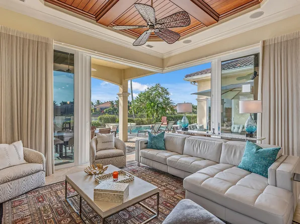 9322 Chiasso Cove Ct, Naples, FL 34114