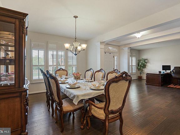 3rd image of 34 Liberty Knolls Dr