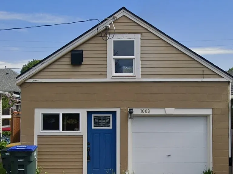 1008 Jenkins St — Photo 15
