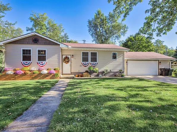 W1160 Poinsetta ROAD, Genoa City, WI 53128