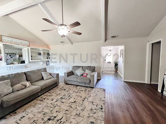 3rd image of 4219 Oak Arbor Dr