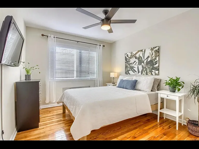 1520 Glencoe St #6 — Photo 2