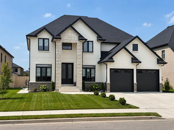 631 Holburn St, Windsor, ON N9E 4V4