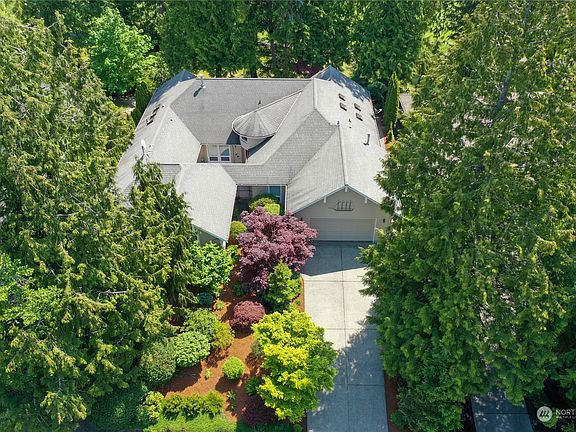 3rd image of 545 Highland Drive