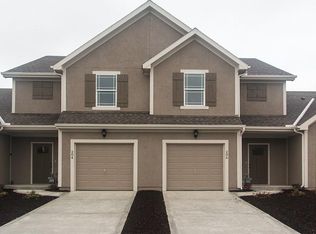 733 W Shawnee Ct, Gardner, KS 66030