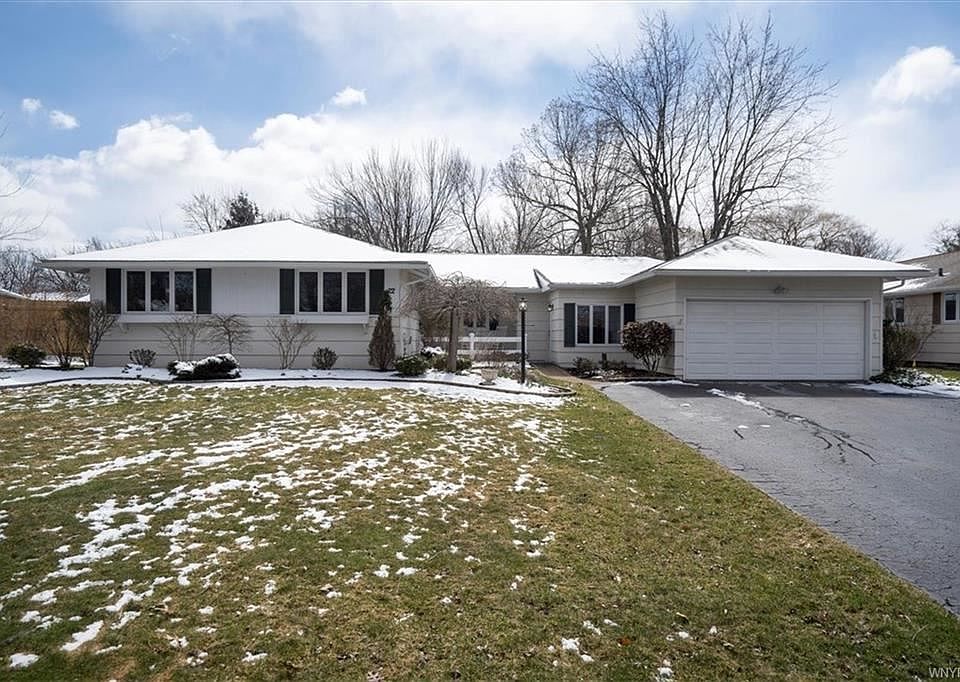 1st image of 22 Somersby Ct