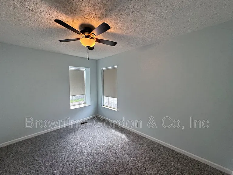 4256 Chesney Glen Dr — Photo 21