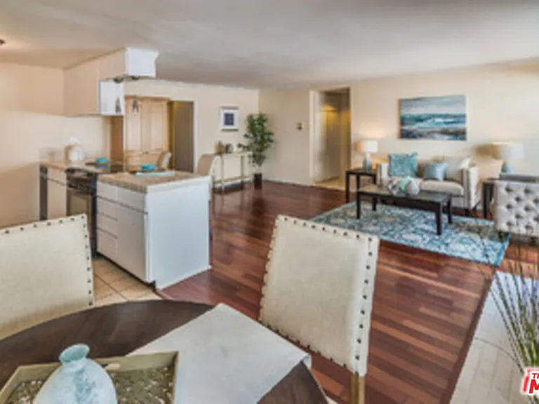 1926 Glendon Ave #2 — Photo 4
