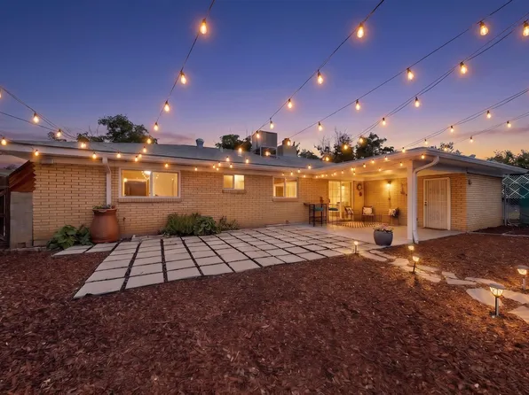 2814 Arizona St NE, Albuquerque, NM 87110