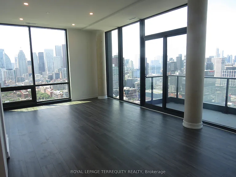 35 Parliament St #3304 — Photo 14