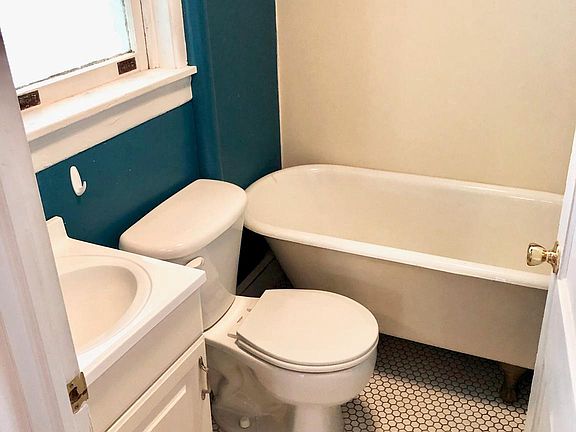 2nd image of 504 W Coulter St APT 3